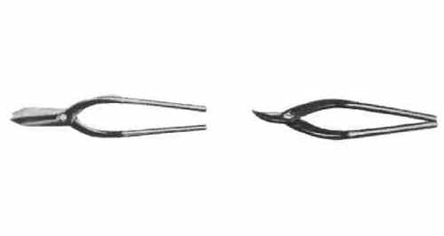 TINMAN'S SNIP STRAIGHT EDGE WITH SPRING 250mm GERMAN, Price for 1, IMPA 611773, ISSA , Weight 0.48Kg HS Code:  82033000 Origin:  GERMANY