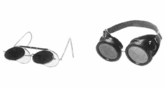 FACE PROTECTOR GASWELDING GOGGLE FLIP-UP FRONT 50 MM UNICO YELLOW / GLASS COLOR 5 , Price per PIECE , Country Of Origin : NL , HS Code: 82031000 , Net Weight: 0.3 , IMPA - 851112 - ISSA